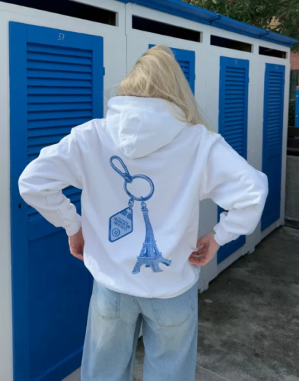 Le sweat à capuche Paris